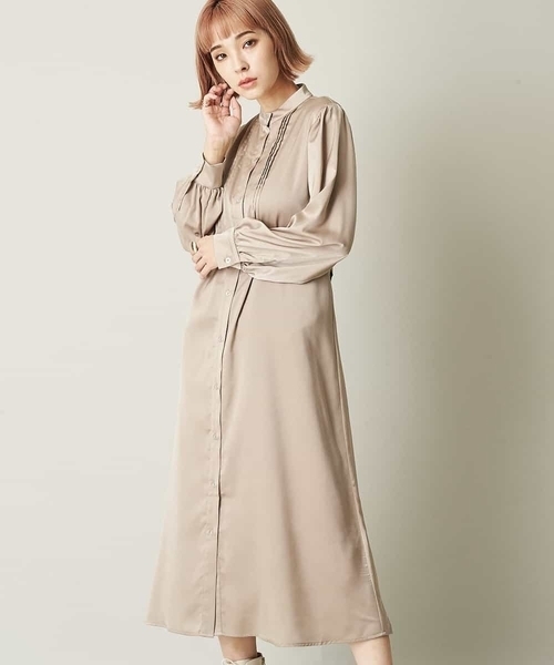 A de a.v.v(アードアー・ヴェ・ヴェ)の「ハイネックピンタック袖ボリュームワンピース(ワンピース・レディース・ブラック/ベージュ・38/36)」の8枚目の写真