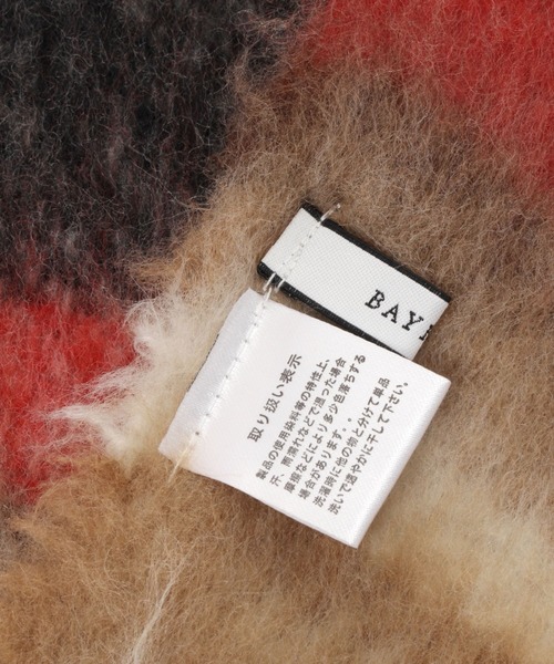 BAYFLOW（ベイフロー）の「ボーダーボリュームストール（ストール/ショール・レディース・ベージュ/グレー・FREE）」の8枚目の写真
