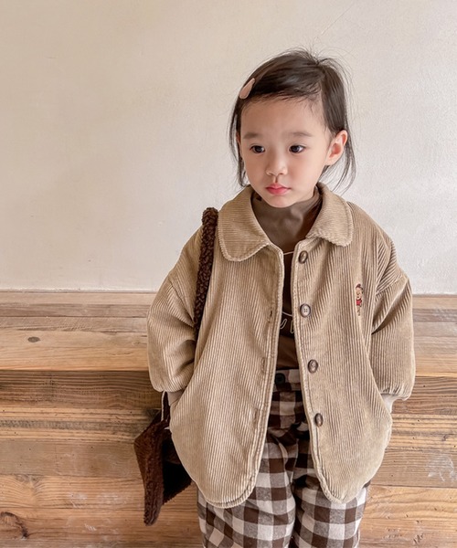 aimoha(アイモハ)の「【aimoha-KIDS-】子供服 クマ刺繍ボア裏地暖かい中ボアコーデュロイコート(ブルゾン・キッズ・ネイビー/ベージュ・130/90/80/100/120/110)」の2枚目の写真