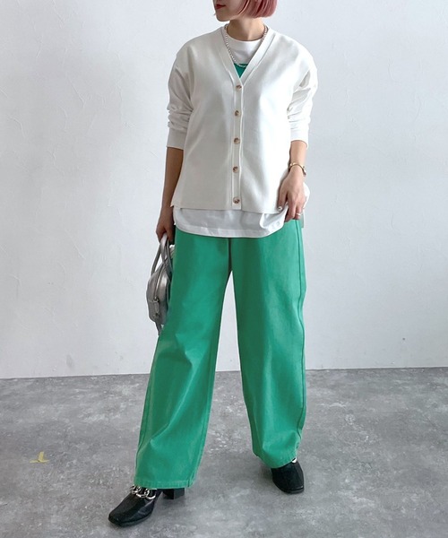 PAGEBOY（ページボーイ）の「Vネックカーデベスト（ベスト・レディース・ブラック/オフホワイト/グリーン・FREE）」の4枚目の写真