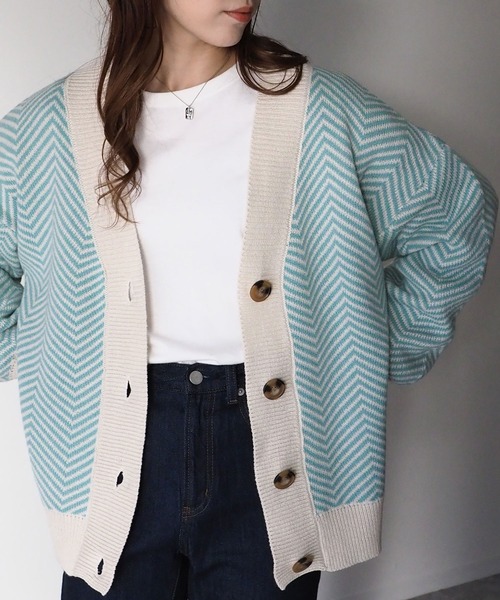 Riberry（リベリー）の「ジャガード深Vカーディガン（カーディガン/ボレロ・レディース・ブラック/ベージュ/ブルーグリーン・MEDIUM）」の3枚目の写真