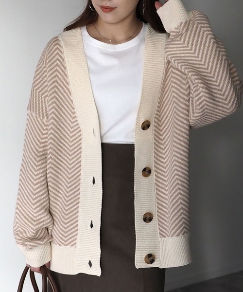 Riberry（リベリー）の「ジャガード深Vカーディガン（カーディガン/ボレロ・レディース・ブラック/ベージュ/ブルーグリーン・MEDIUM）」の9枚目の写真