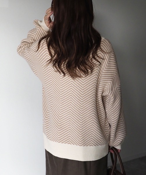 Riberry（リベリー）の「ジャガード深Vカーディガン（カーディガン/ボレロ・レディース・ブラック/ベージュ/ブルーグリーン・MEDIUM）」の14枚目の写真