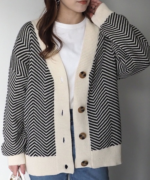 Riberry（リベリー）の「ジャガード深Vカーディガン（カーディガン/ボレロ・レディース・ブラック/ベージュ/ブルーグリーン・MEDIUM）」の20枚目の写真