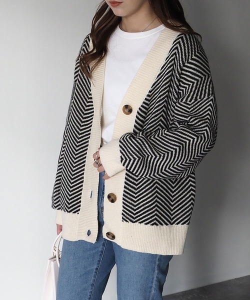 Riberry（リベリー）の「ジャガード深Vカーディガン（カーディガン/ボレロ・レディース・ブラック/ベージュ/ブルーグリーン・MEDIUM）」の22枚目の写真