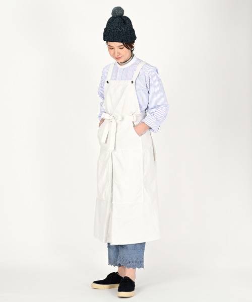 45R麦サテンのエプロンドレス 45R（フォーティファイブアール）の「麦サテンのエプロン