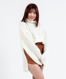 mimonal（ミモナル）の「サイドスリットタートルニット（ニット/セーター）」