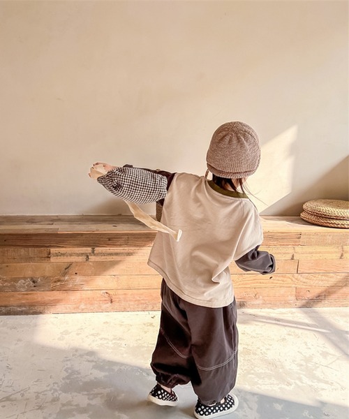 aimoha（アイモハ）の「aimoha-KIDS- 裾配色切り替えログプリントリンガーロングTEE（Tシャツ/カットソー・キッズ・ベージュ/ライトグレー・80/90/100/110/120/130）」の11枚目の写真