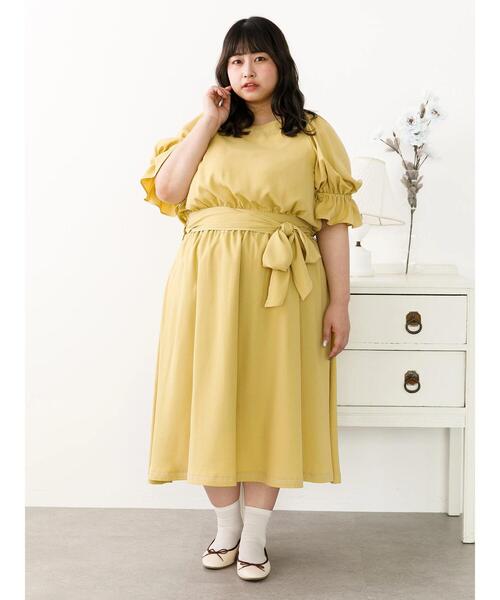 SLURR(スラ―)の「【大きいサイズ】リボン付ステッチフレアスカート(スカート・レディース・ブラック/イエロー/ライトベージュ・L)」の21枚目の写真