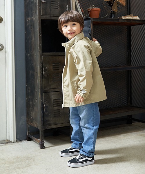 b・ROOM(ビールーム)の「【撥水加工】エブリデイマウンテンパーカ(収納ケース付き)(ブルゾン・キッズ・ライラック/オレンジ/ピンク/カーキ/ブルーグレー/ライトベージュ/ミント/ベージュ/ラベンダー/ネイビー・100cm/120cm/130cm/140cm/110cm)」の12枚目の写真