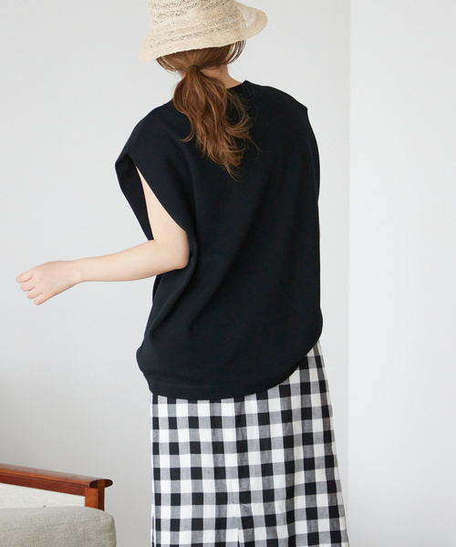 SLOBE IENA(スローブイエナ)の「スムーススリーブレスプルオーバー◆(ニット/セーター・レディース・ホワイト/ブラック/サックスブルー系・FREE)」の17枚目の写真