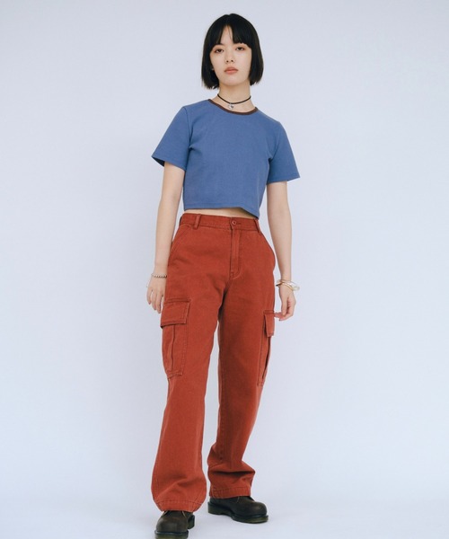 WHO'S WHO gallery（フーズフーギャラリー）の「リブバイカラートップス（Tシャツ/カットソー・レディース・ブラウン/オフホワイト/サックスブルー/ブラック・FREE）」の17枚目の写真