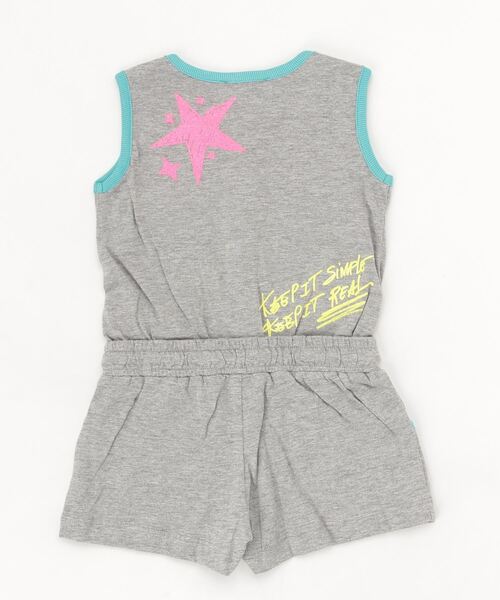 DIESEL(ディーゼル)の「DIESEL KID ベビー ノースリーブジャンプスーツ オールインワン タンクトップ ショートパンツ プリント(つなぎ/オールインワン・キッズ・グレー・12M/18M/24M/36M)」の2枚目の写真