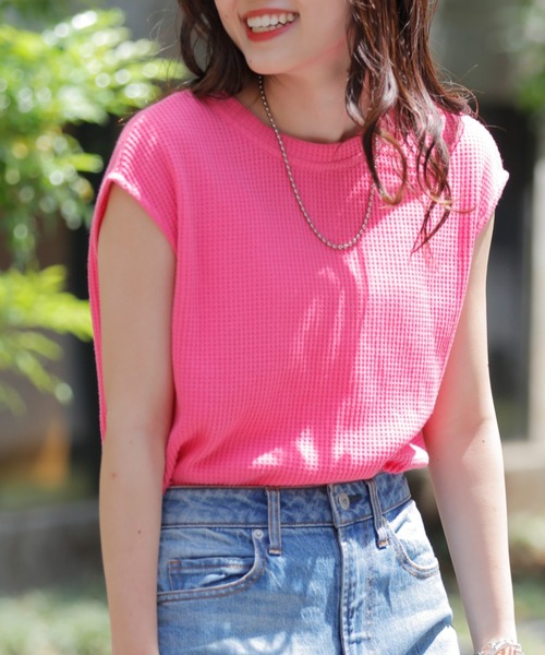 CIAOPANIC TYPY（チャオパニックティピー）の「▽2WAYさらさらワッフルノースリーブTEE（Tシャツ/カットソー・レディース・ピンク/ブラック/オレンジ/ホワイト/ライトグレー・ONE SIZE）」の6枚目の写真