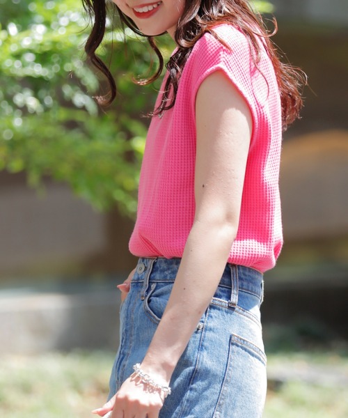 CIAOPANIC TYPY（チャオパニックティピー）の「▽2WAYさらさらワッフルノースリーブTEE（Tシャツ/カットソー・レディース・ピンク/ブラック/オレンジ/ホワイト/ライトグレー・ONE SIZE）」の8枚目の写真