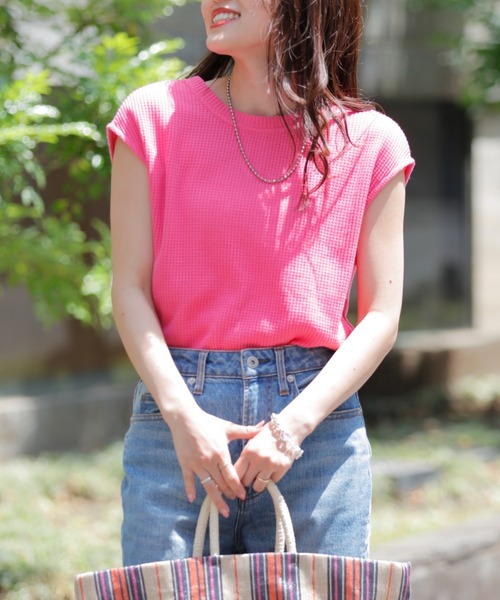 CIAOPANIC TYPY（チャオパニックティピー）の「▽2WAYさらさらワッフルノースリーブTEE（Tシャツ/カットソー・レディース・ピンク/ブラック/オレンジ/ホワイト/ライトグレー・ONE SIZE）」の7枚目の写真