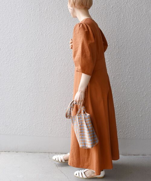 SHIPS any（シップス エニィ）の「SHIPS any:〈ウォッシャブル〉ミニ サッカー カシュクール ワンピース◇（ワンピース・レディース・ネイビー/オレンジ・ONE SIZE）」の15枚目の写真