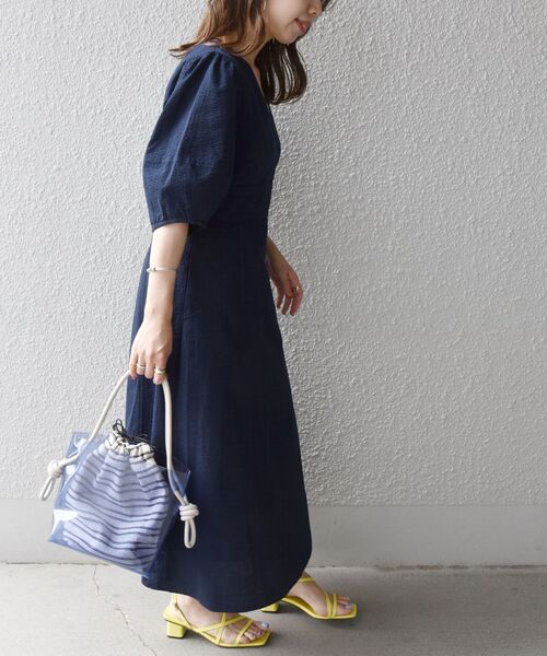 SHIPS any（シップス エニィ）の「SHIPS any:〈ウォッシャブル〉ミニ サッカー カシュクール ワンピース◇（ワンピース・レディース・ネイビー/オレンジ・ONE SIZE）」の13枚目の写真