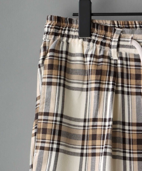 SITRY（シトリー）の「T/R wide tapered pants/TR タック ワイド テーパード パンツ（スラックス・メンズ・ブラック/ホワイト系その他/ブラック系その他/グレー系その他/ブラウン系その他/ベージュ系その他/グレー系その他2・M/L）」の21枚目の写真