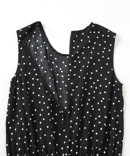 U by SPICK&SPAN(ユーバイスピックアンドスパン)の「ドットノースリワンピース(ワンピース・レディース・ブラック・FREE)」の16枚目の写真