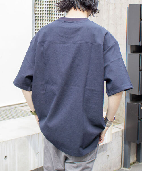 GLOSTER(グロスター)の「【GLOSTER/グロスター】EVALET プルオーバーTシャツ 吸水・吸汗・速乾性(Tシャツ/カットソー・メンズ・キャメル/グレイッシュベージュ/ダークネイビー・M/L)」の9枚目の写真