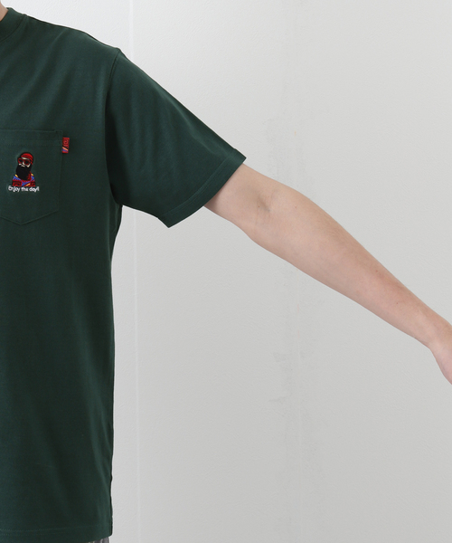 B.C STOCK(ベーセーストック)の「ENJOY GENTLEMAN SS-T(Tシャツ/カットソー・メンズ・ホワイト/ネイビー/グリーン/ホワイト系その他・MEDIUM/LARGE)」の15枚目の写真