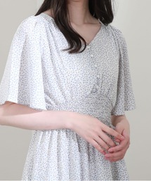 花柄フレアスリーブワンピース