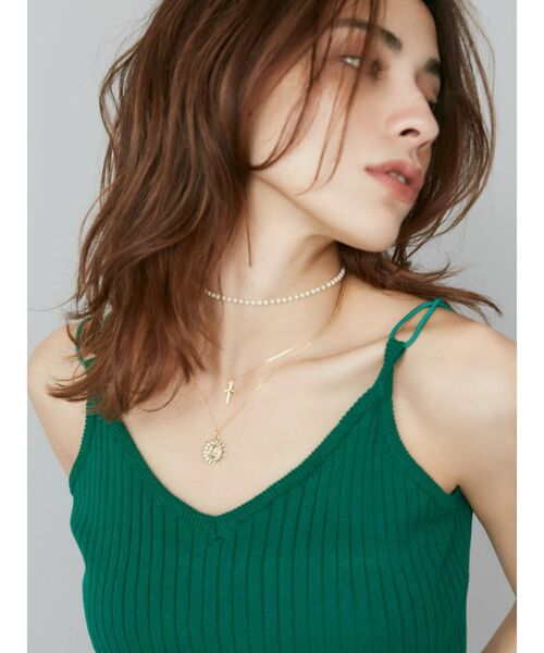 EVRIS(エヴリス)の「ダブルストラップニットキャミソール(ニット/セーター・レディース・ブラック/ブラウン/グリーン・FREE)」の12枚目の写真