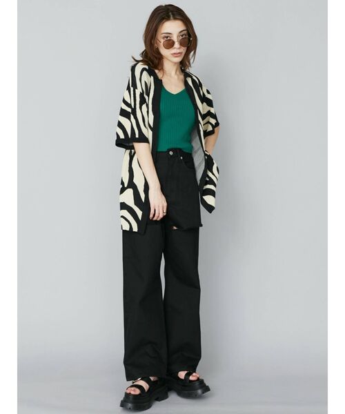 EVRIS(エヴリス)の「ダブルストラップニットキャミソール(ニット/セーター・レディース・ブラック/ブラウン/グリーン・FREE)」の19枚目の写真