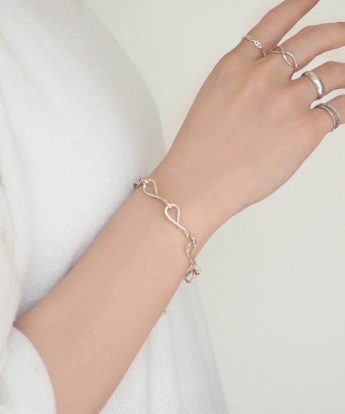 Jenny BY IMMANOEL(ジェニーバイイマノエル)の「silver925 ひと粒コネクトチェーンブレスレット(ブレスレット・レディース・ゴールド/シルバー・FREE)」の2枚目の写真