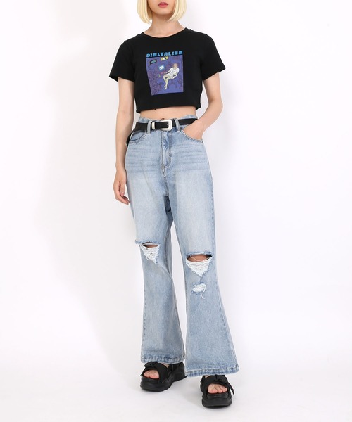 PUNYUS(プニュズ)の「ダメージフレアデニムパンツ(デニムパンツ・レディース・ライトブルー・1/2/3/4)」の3枚目の写真