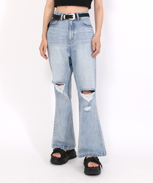 PUNYUS(プニュズ)の「ダメージフレアデニムパンツ(デニムパンツ・レディース・ライトブルー・1/2/3/4)」の15枚目の写真