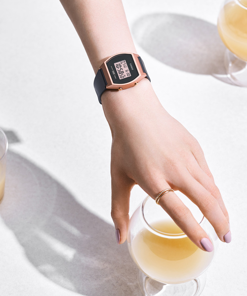 CASIO(カシオ)の「Web限定 CASIO LW-204-1AJF Pink & Black(デジタル腕時計・レディース・ピンク・FREE)」の9枚目の写真