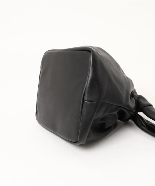 CIAOPANIC(チャオパニック)の「ソフトワンハンドルバッグ(ハンドバッグ・レディース・ブラック/アイボリー/イエロー・FREE)」の5枚目の写真