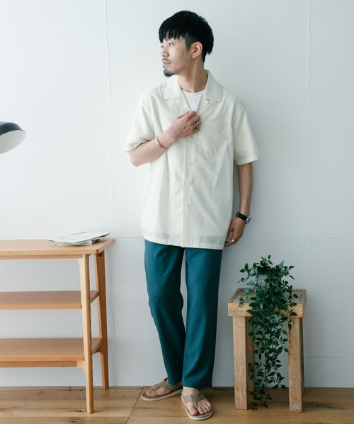 ITEMS URBANRESEARCH（アイテムズ アーバンリサーチ）の「『UR TECH Smart Linen Touch』EASYケアOPカラー半袖シャツ（シャツ/ブラウス・メンズ・ベージュ/ネイビー/オフホワイト/ブルー・MEDIUM/LARGE）」の11枚目の写真