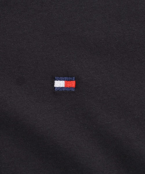 TOMMY HILFIGER(トミーヒルフィガー)の「『TOMMY HILFIGER/トミーヒルフィガー』V NECK SS TEE(Tシャツ/カットソー・メンズ・ホワイト/ブラック/ヘザーグレー/ダークネイビー・M/L/S/XL)」の20枚目の写真