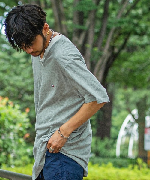 TOMMY HILFIGER(トミーヒルフィガー)の「『TOMMY HILFIGER/トミーヒルフィガー』V NECK SS TEE(Tシャツ/カットソー・メンズ・ホワイト/ブラック/ヘザーグレー/ダークネイビー・M/L/S/XL)」の9枚目の写真