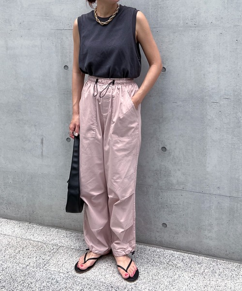 feepur（フェピュール）の「スピンドルベイカージョガーパンツ（カーゴパンツ・レディース・ブラック/オフホワイト/ピンク/カーキ・MEDIUM）」の17枚目の写真