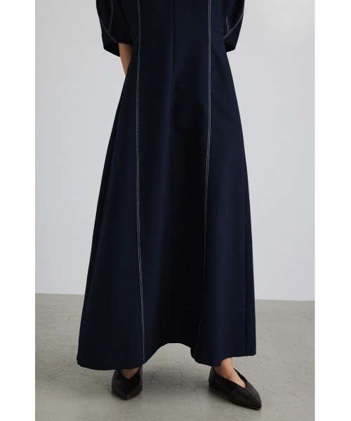 STYLEMIXER（スタイルミキサー）の「ステッチワークワンピース（ワンピース・レディース・ライトベージュ/ネイビー・SMALL/MEDIUM）」の14枚目の写真