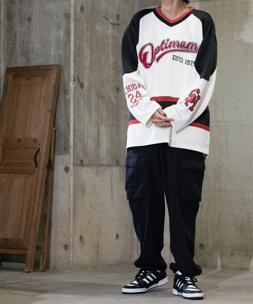 JOHN'S CLOSET(ジョンズクローゼット)の「【13】ロゴワッペン ビックシルエット ホッケーシャツ(その他トップス・メンズ・ホワイト/ブラック/ターコイズブルー・MEDIUM/LARGE)」の5枚目の写真