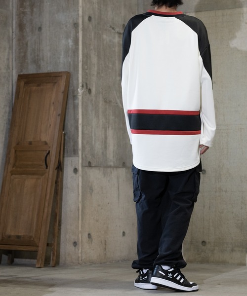 JOHN'S CLOSET(ジョンズクローゼット)の「【13】ロゴワッペン ビックシルエット ホッケーシャツ(その他トップス・メンズ・ホワイト/ブラック/ターコイズブルー・MEDIUM/LARGE)」の18枚目の写真