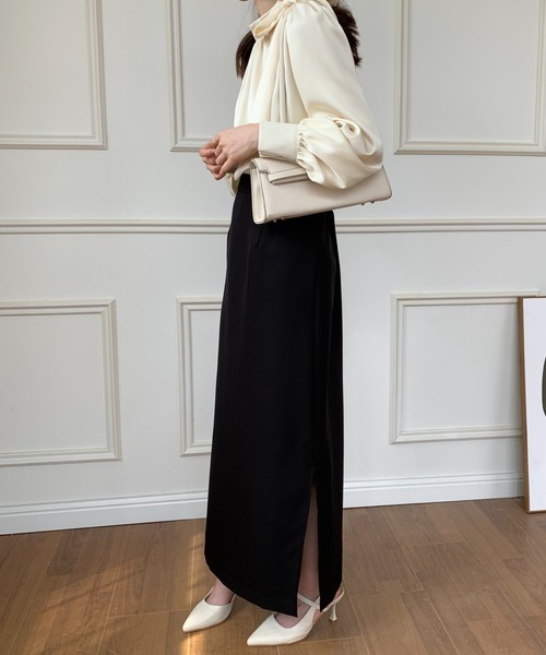ECLIN(エクラン)の「サイドスリットハイウエストロングスカート(スカート・レディース・ブラック/ダークブラウン/ベージュ・S/M)」の10枚目の写真