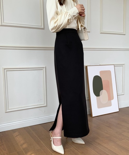 ECLIN(エクラン)の「サイドスリットハイウエストロングスカート(スカート・レディース・ブラック/ダークブラウン/ベージュ・S/M)」の17枚目の写真