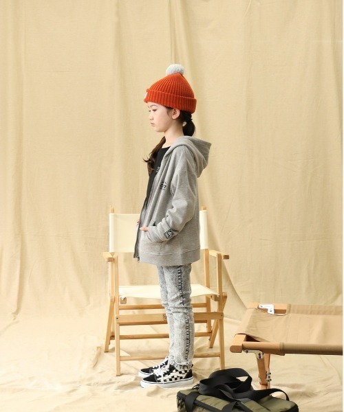 CAMP7(キャンプセブン)の「【CAMP7】ロゴジップパーカー(パーカー・キッズ・ブラック/グレー・120/130/105/140/150/160)」の11枚目の写真