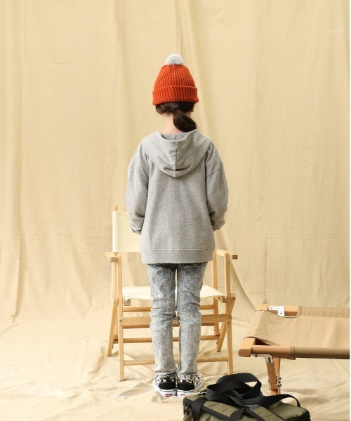 CAMP7(キャンプセブン)の「【CAMP7】ロゴジップパーカー(パーカー・キッズ・ブラック/グレー・120/130/105/140/150/160)」の13枚目の写真