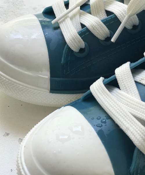 SPICE OF LIFE（スパイス オブ ライフ）の「【在庫限り】PVC レインスニーカー バイカラー ホワイト×グレー/ブルー×ホワイト（レインシューズ・レディース・ホワイト×グレー/ブルー/ブラウン・S/L/M）」の21枚目の写真