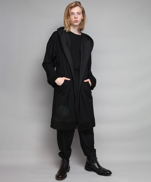 ato（アトウ）の「DRAPE HOOD LONG CARDIGAN（パーカー・メンズ・ブラック/カーキ・46/48）」の5枚目の写真