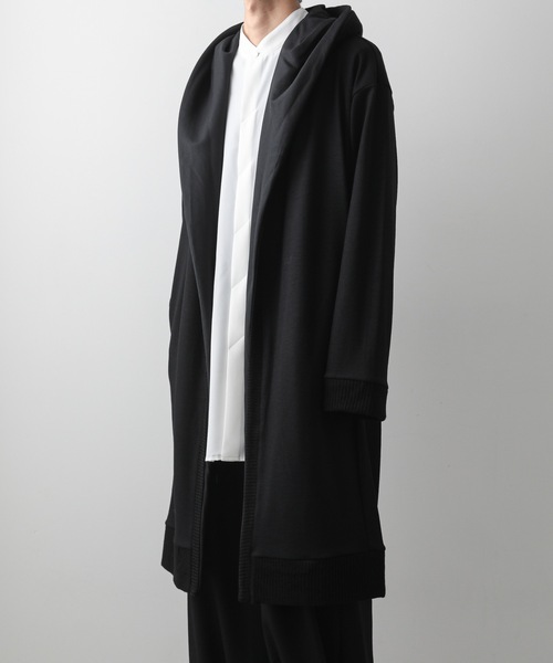 ato（アトウ）の「DRAPE HOOD LONG CARDIGAN（パーカー・メンズ・ブラック/カーキ・46/48）」の13枚目の写真