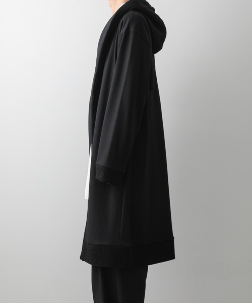ato（アトウ）の「DRAPE HOOD LONG CARDIGAN（パーカー・メンズ・ブラック/カーキ・46/48）」の14枚目の写真