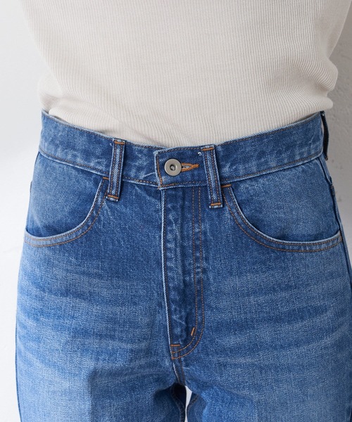 SHENERY（シーナリー）の「センタープレスデニムパンツ（デニムパンツ・レディース・ブルー・36/38）」の17枚目の写真